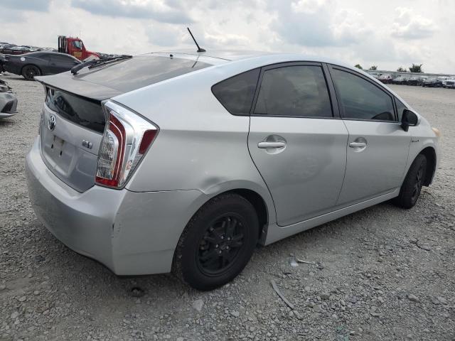  TOYOTA PRIUS 2013 Серебристый