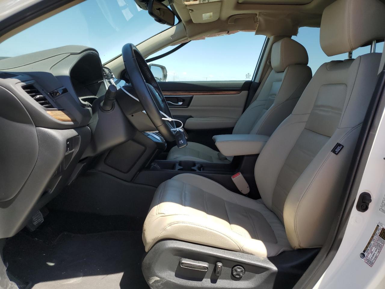 2018 Honda Cr-V Touring VIN: 2HKRW2H98JH610625 Lot: 64554694