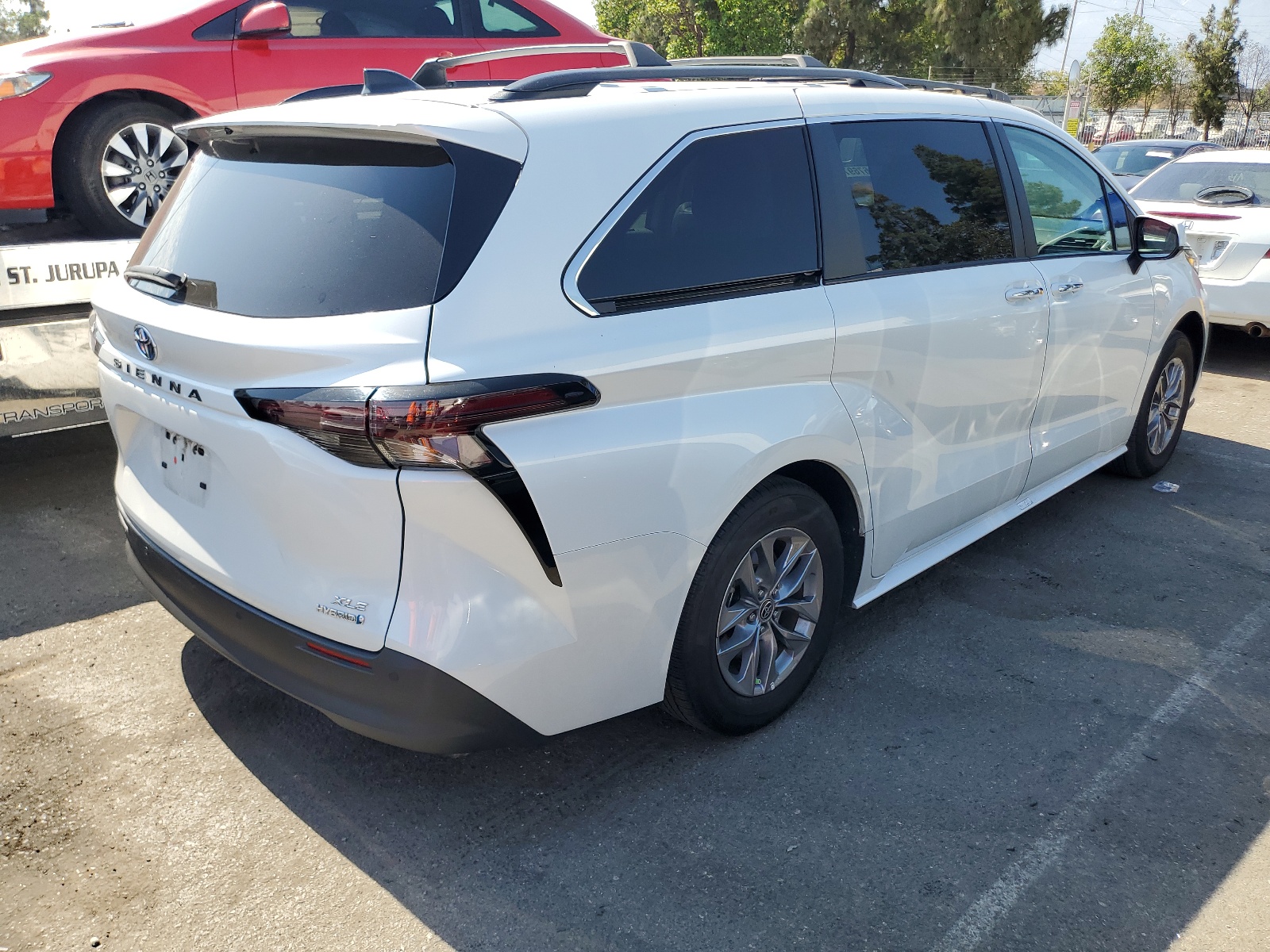 5TDYRKEC1PS139469 2023 Toyota Sienna Xle