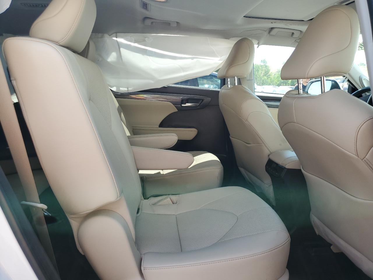 2022 Toyota Highlander Hybrid Limited VIN: 5TDXBRCH0NS546624 Lot: 63197234