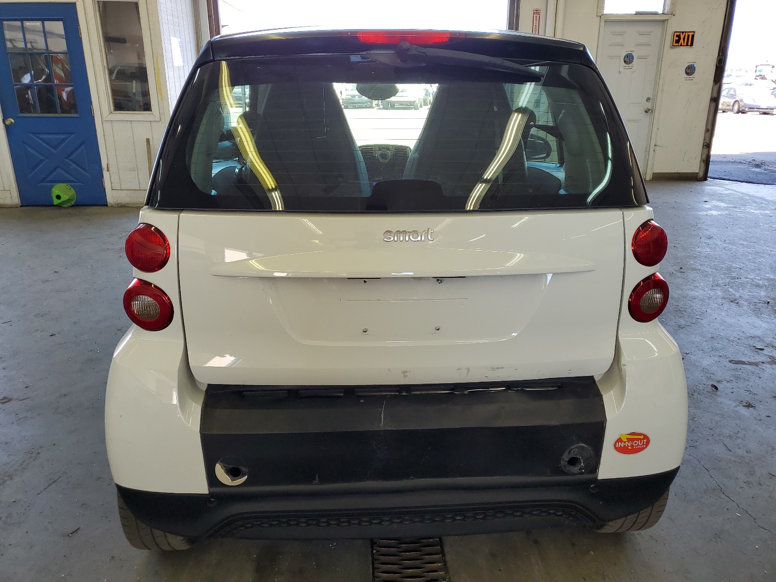 2015 Smart Fortwo Pure vin: WMEEJ3BA2FK787493