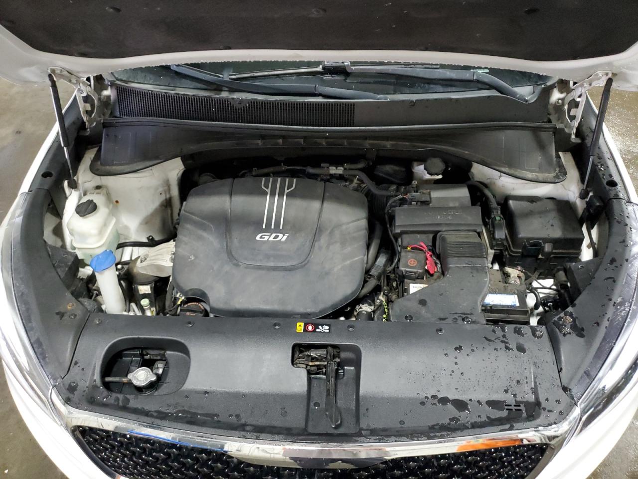 2016 Kia Sorento - Image 12