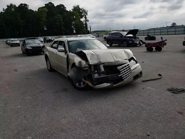 2005 Chrysler 300 Touring VIN: 2C3AA53GX5H594501 Lot: 63699694