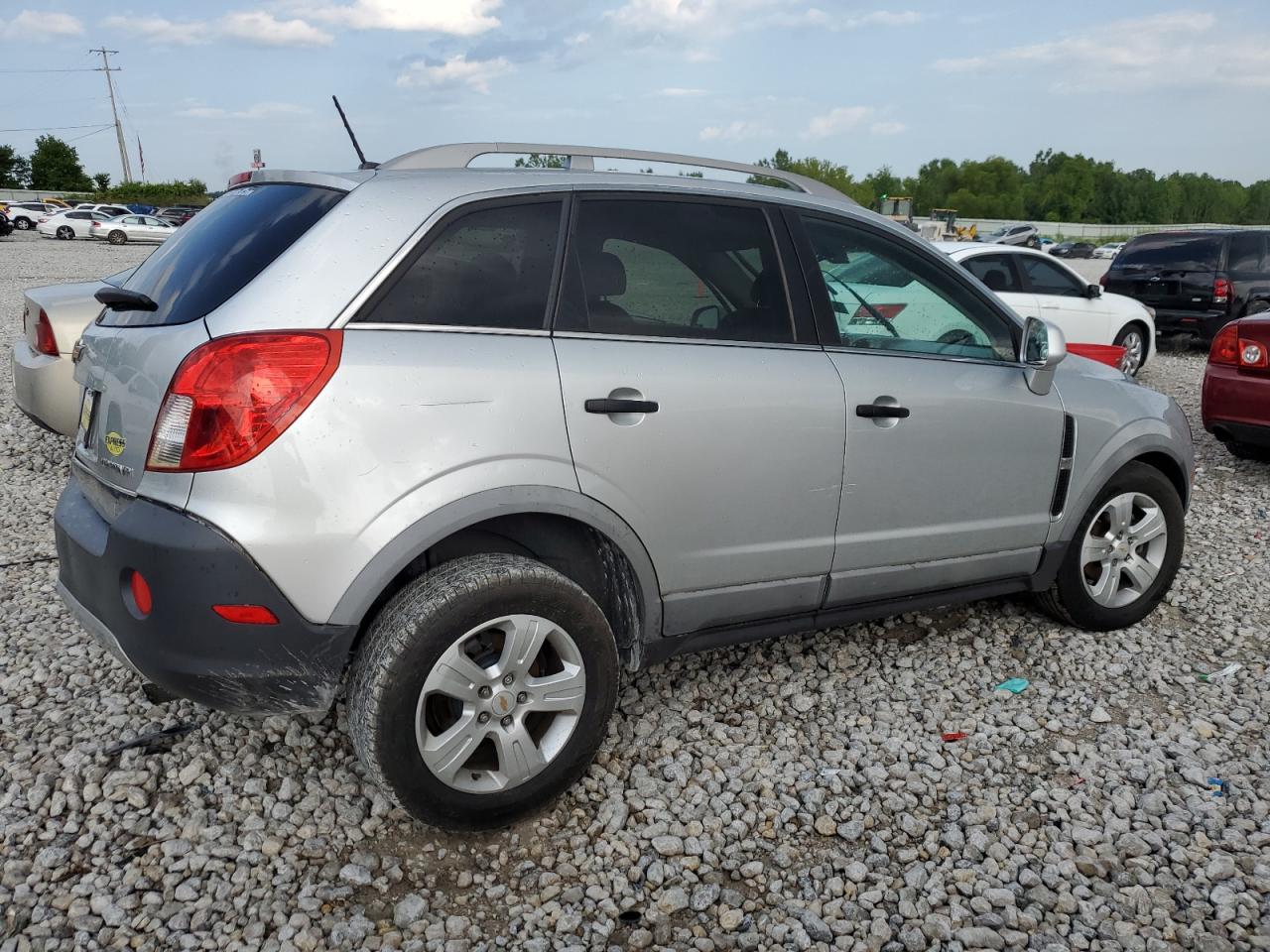 2014 Chevrolet Captiva - Image 3