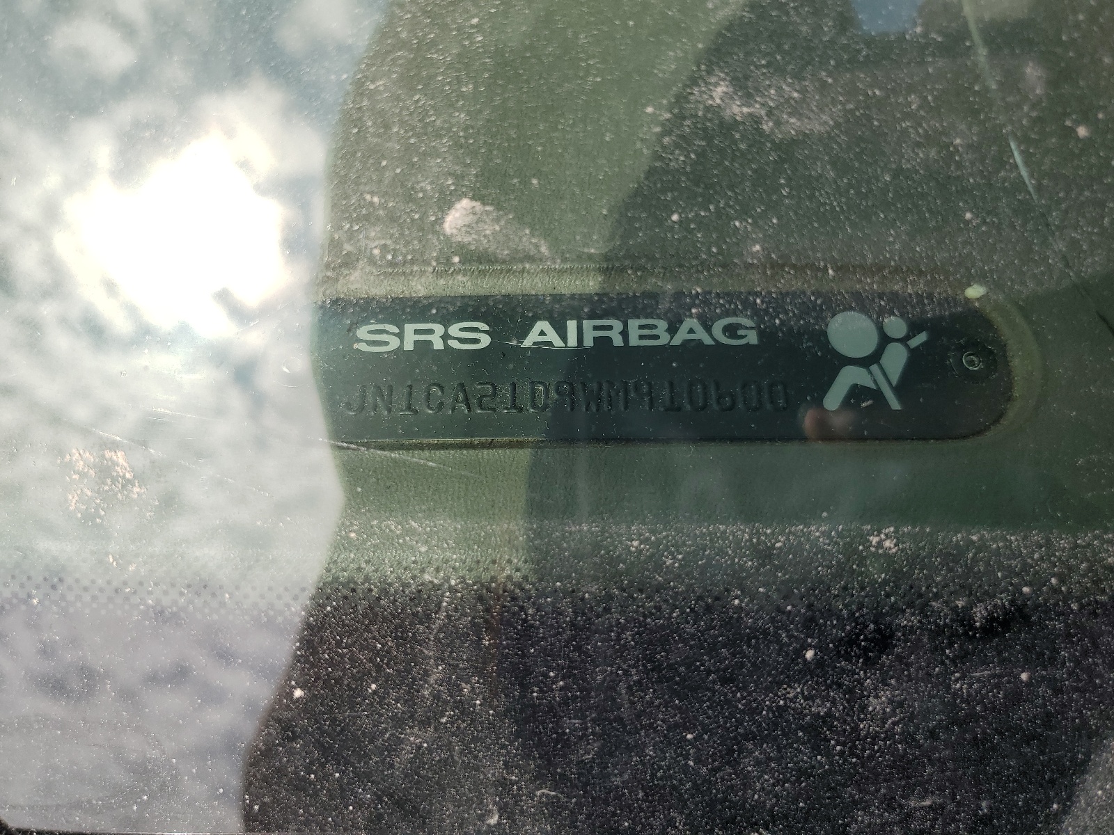 JN1CA21D9WM910600 1998 Nissan Maxima Gle