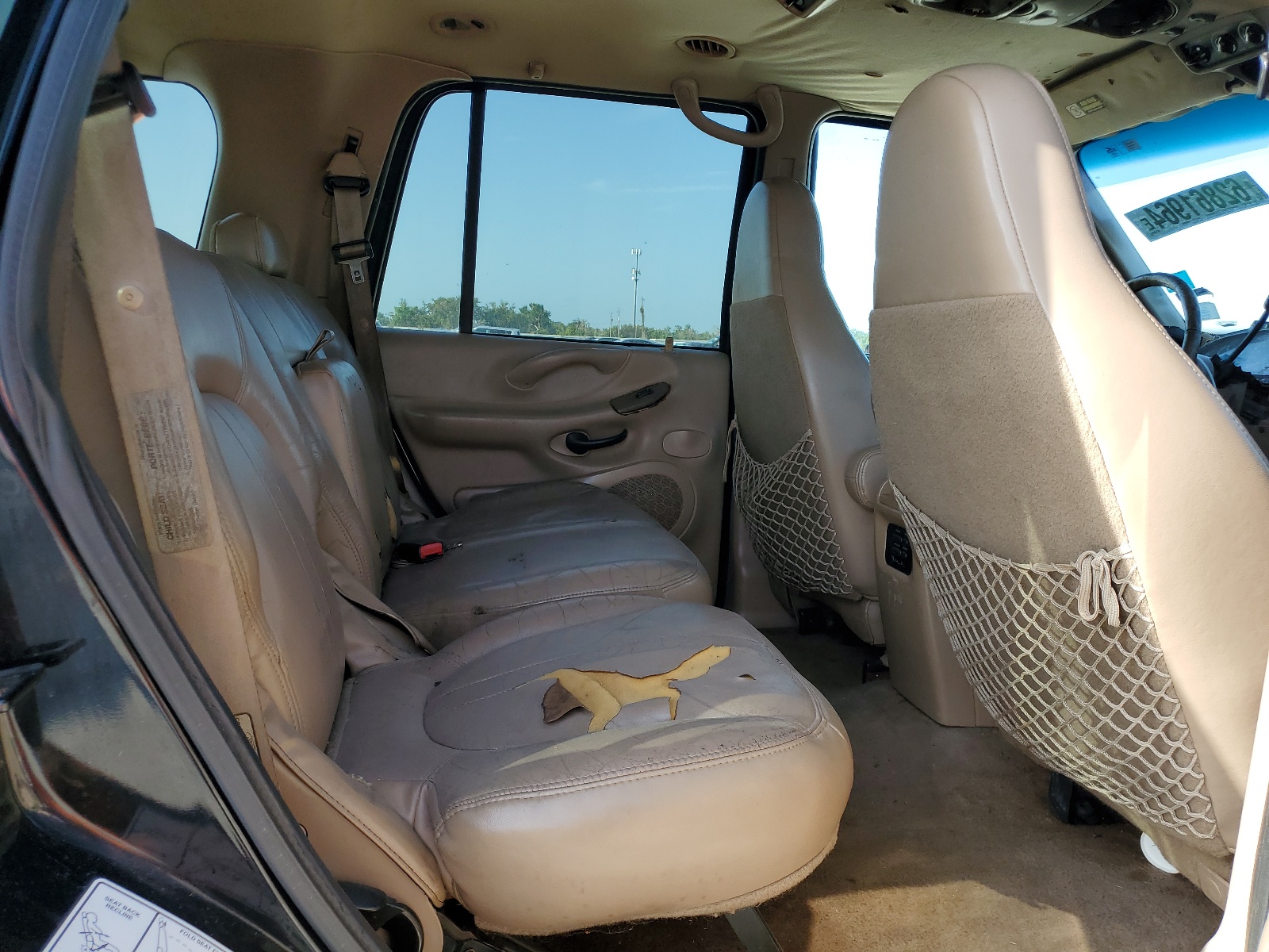 1FMRU17L7WLA36059 1998 Ford Expedition