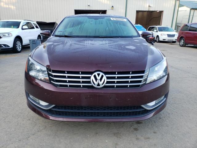  VOLKSWAGEN PASSAT 2012 Бургунді