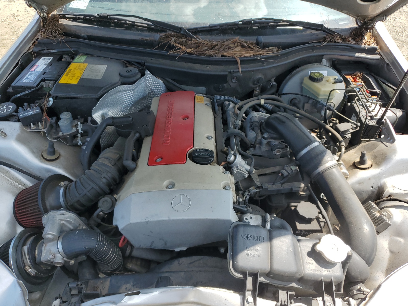 WDBKK47F4WF041661 1998 Mercedes-Benz Slk 230 Kompressor