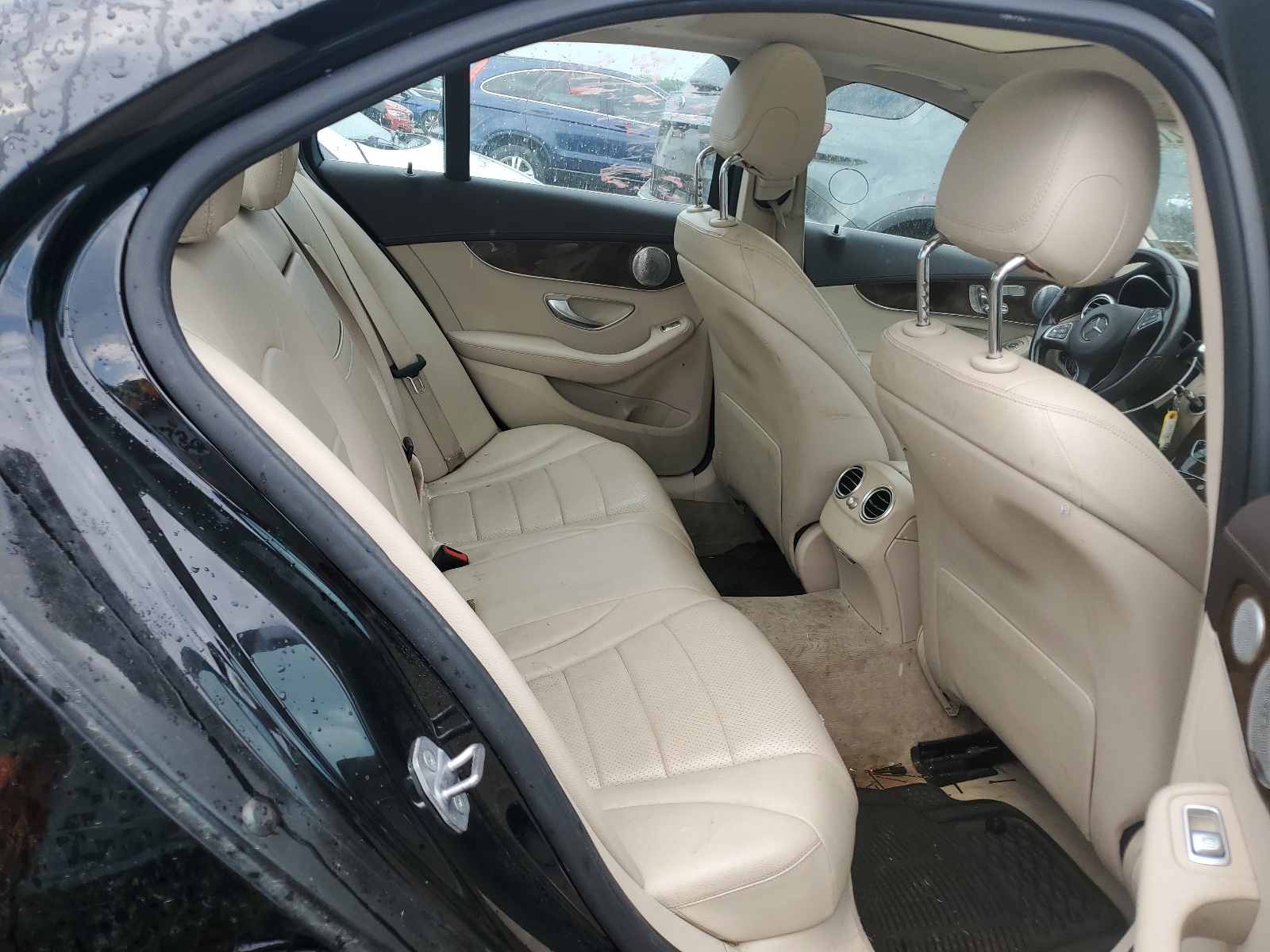 55SWF4KB7GU161664 2016 Mercedes-Benz C 300 4Matic