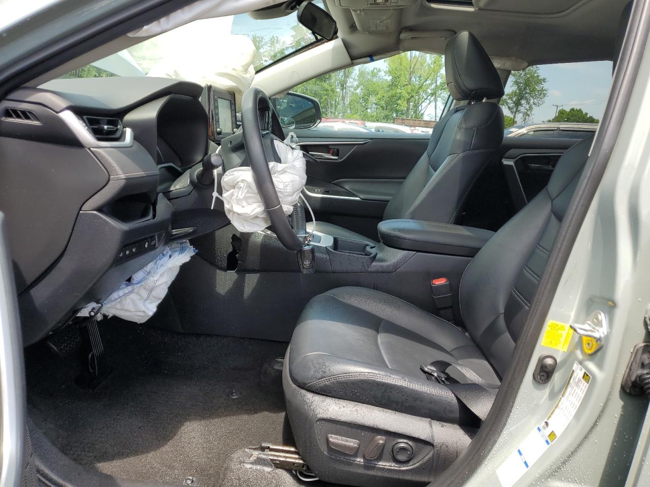 2020 Toyota Rav4 Xle Premium VIN: 2T3A1RFV2LC072358 Lot: 63529694