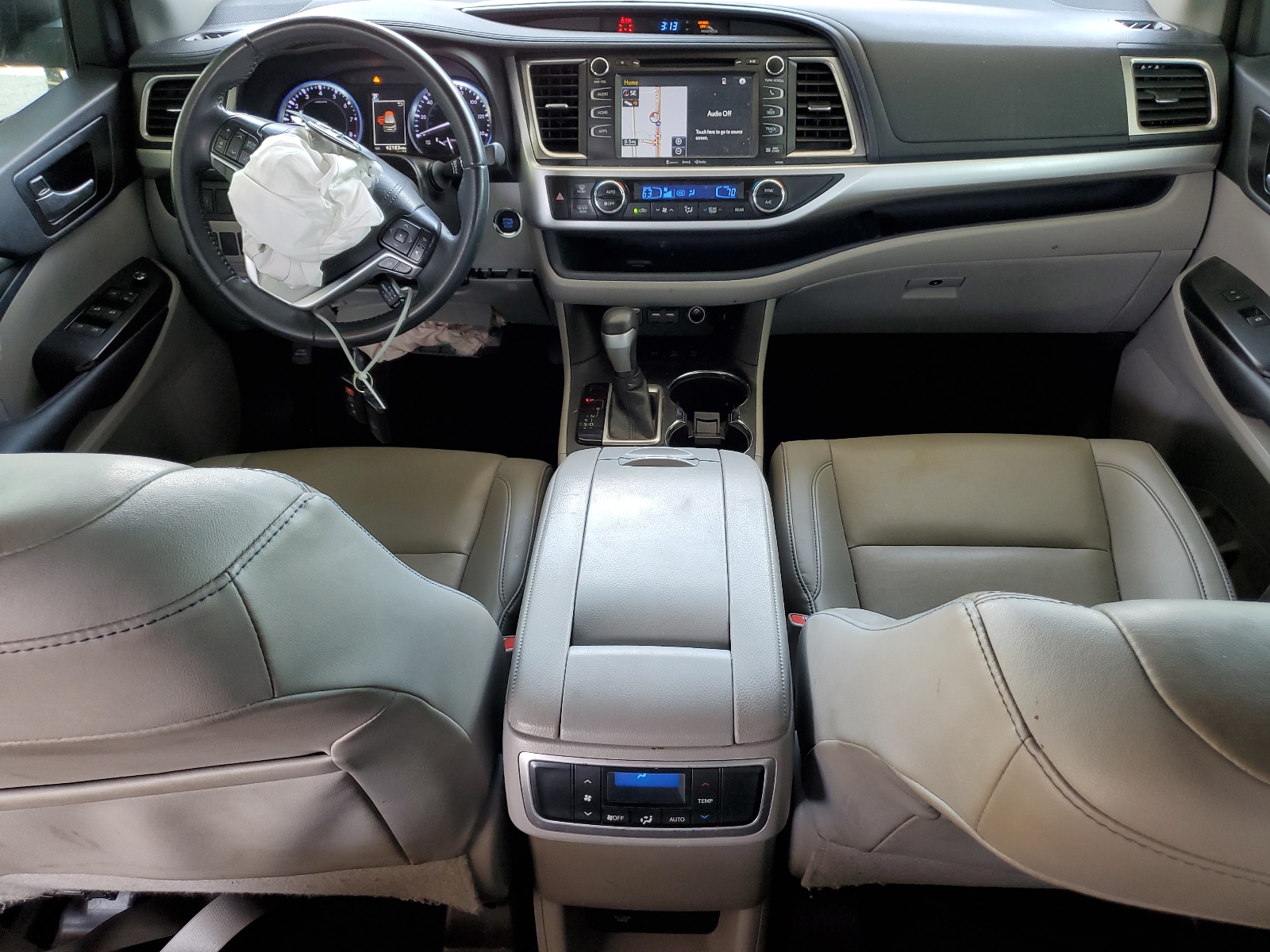 5TDJZRFH0KS577932 2019 Toyota Highlander Se