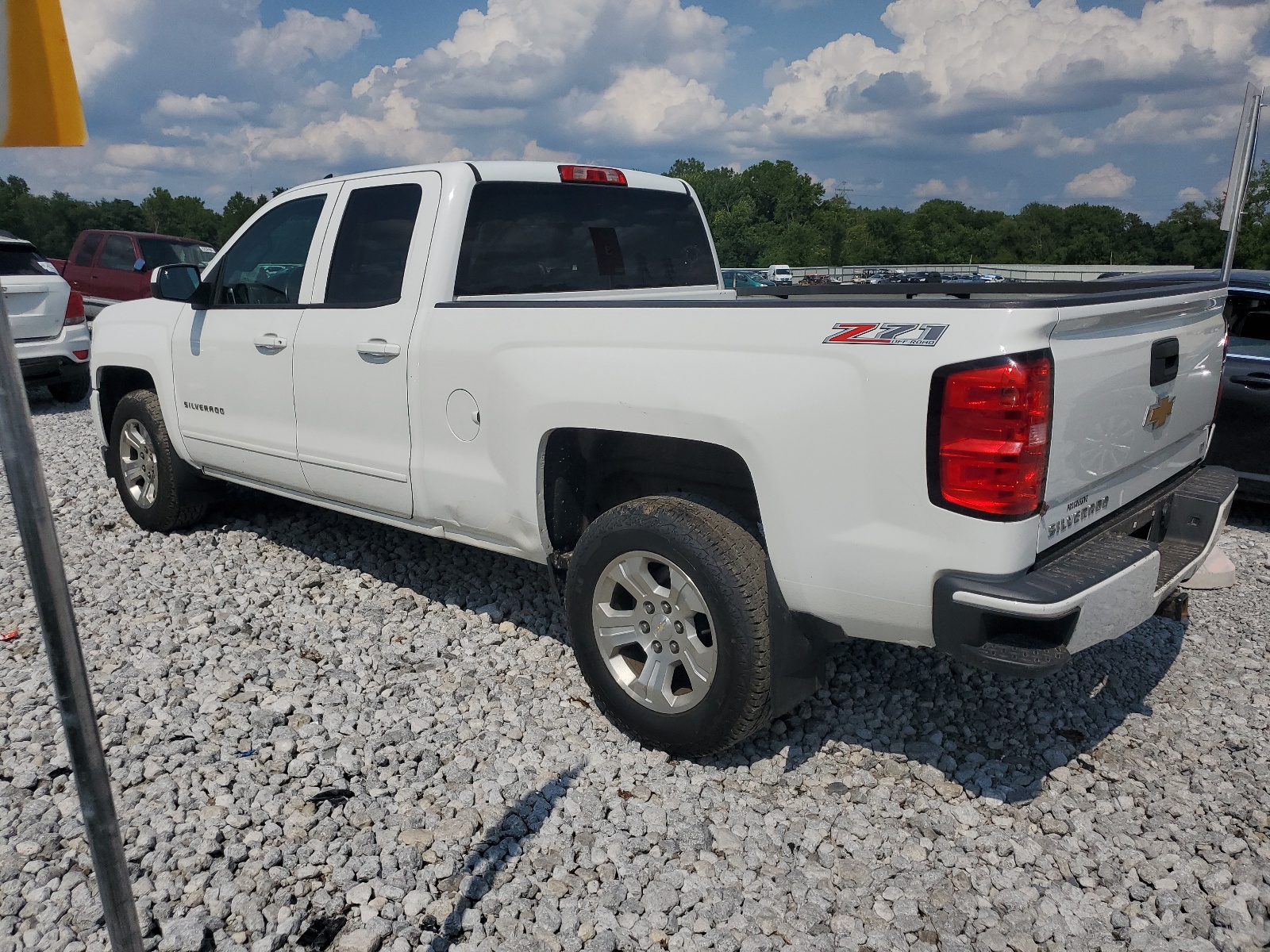 2017 Chevrolet Silverado K1500 Lt vin: 1GCVKREC2HZ252105