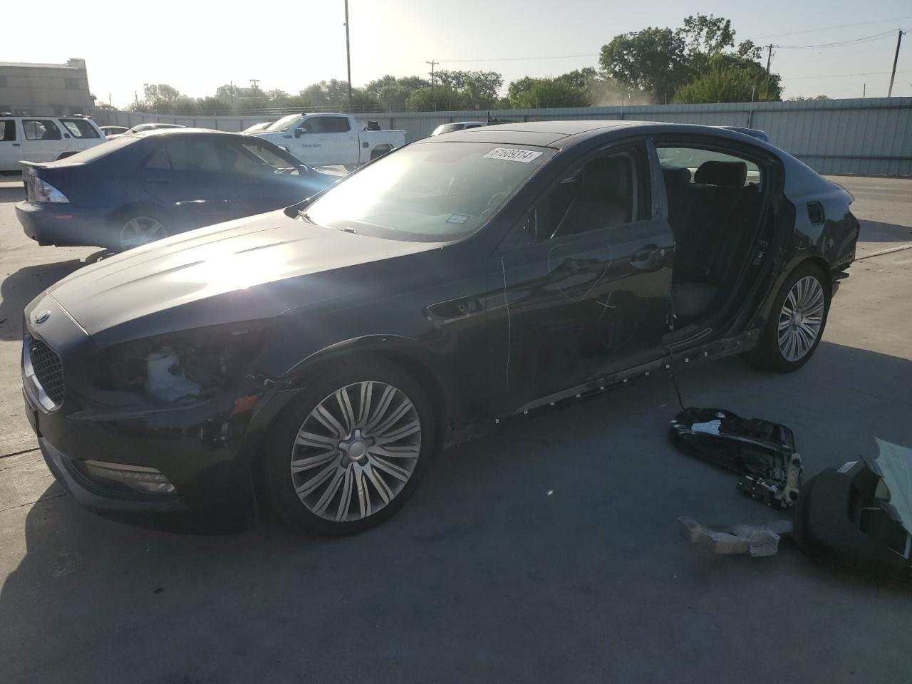 2015 Kia K900 VIN: KNALU4D43F6024043 Lot: 61609314