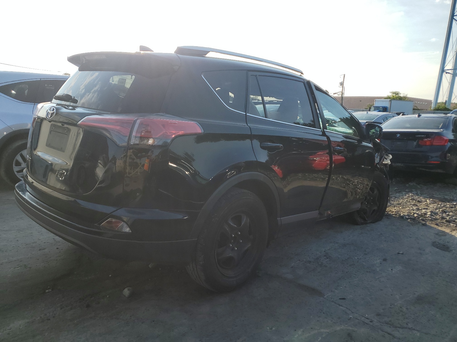 2016 Toyota Rav4 Le vin: 2T3ZFREV0GW244753