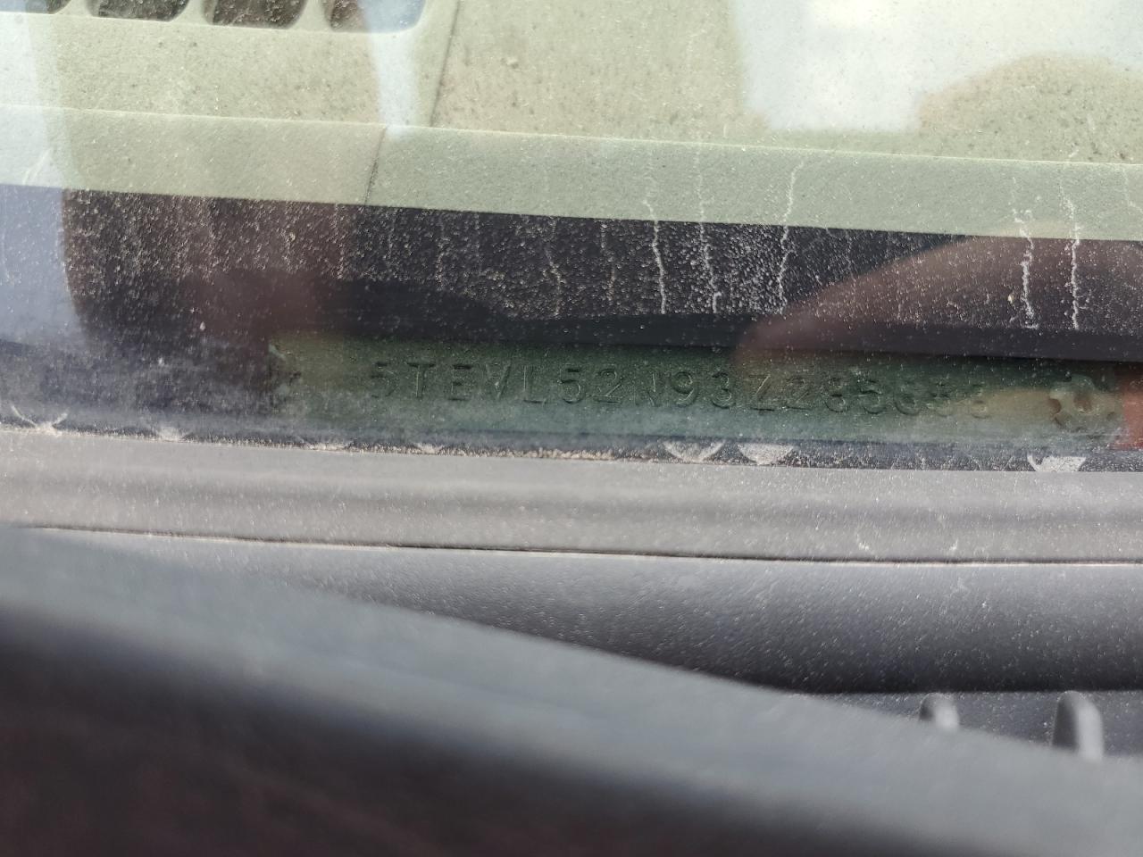 2003 Toyota Tacoma Xtracab VIN: 5TEVL52N93Z285658 Lot: 64402312