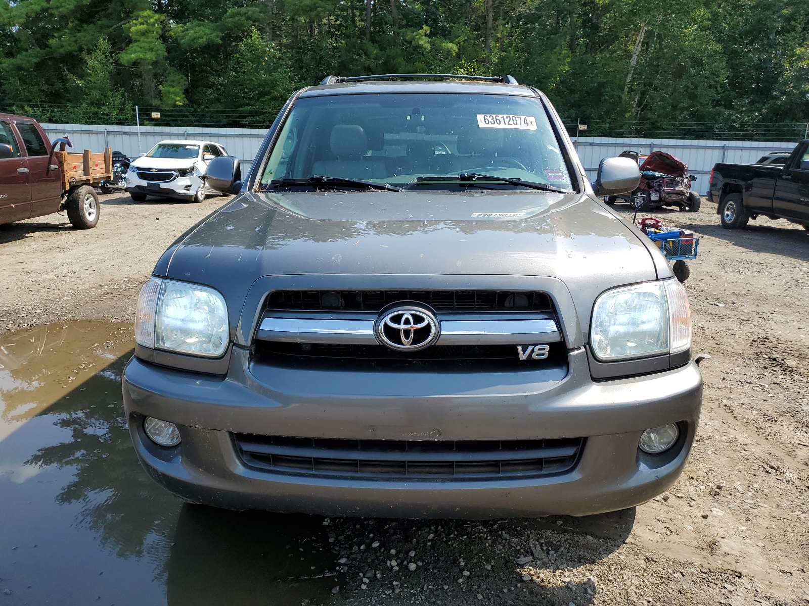 5TDBT44AX5S238114 2005 Toyota Sequoia Sr5