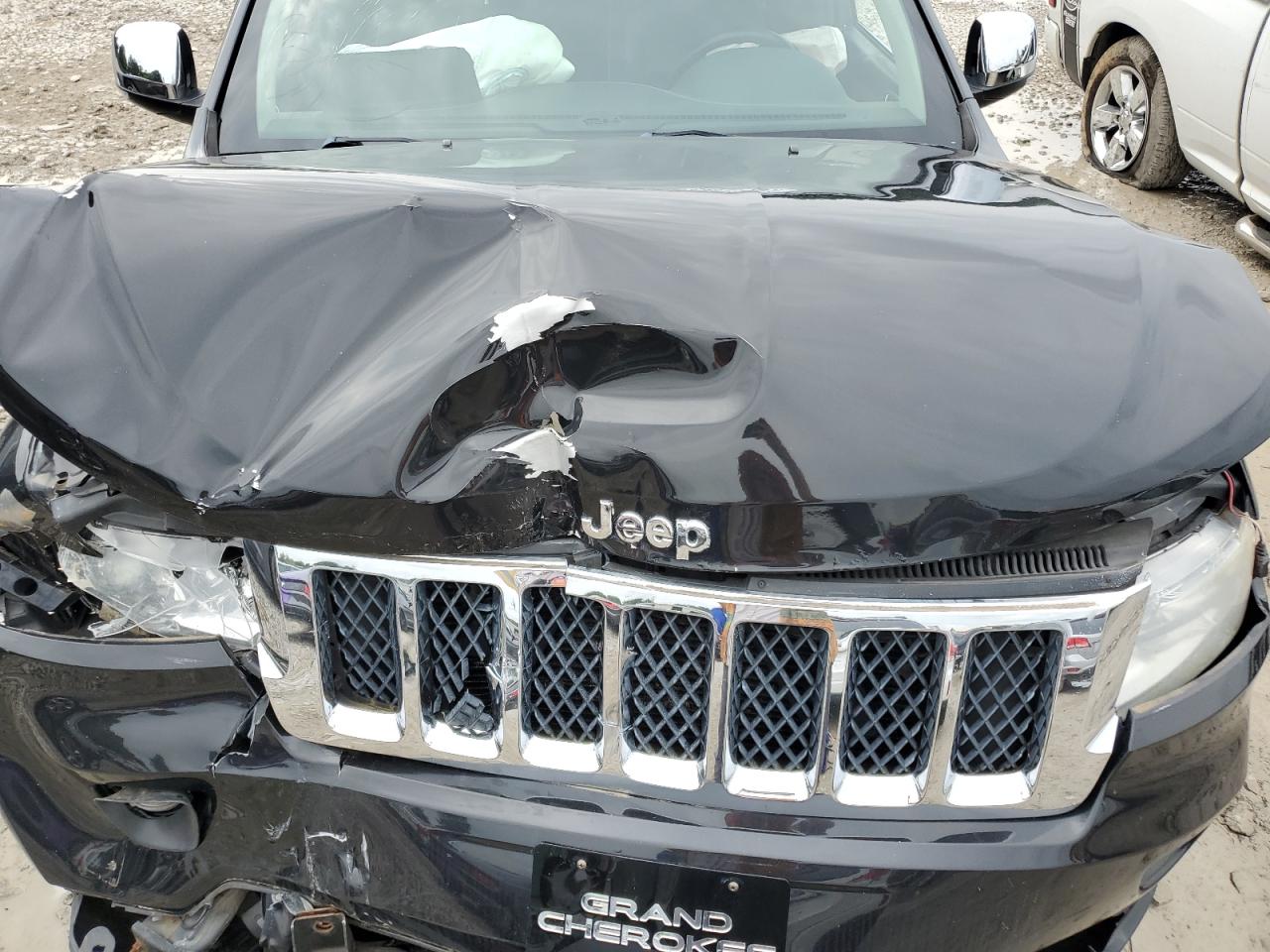 2013 Jeep Grand Cherokee Overland VIN: 1C4RJFCT0DC580609 Lot: 64812644