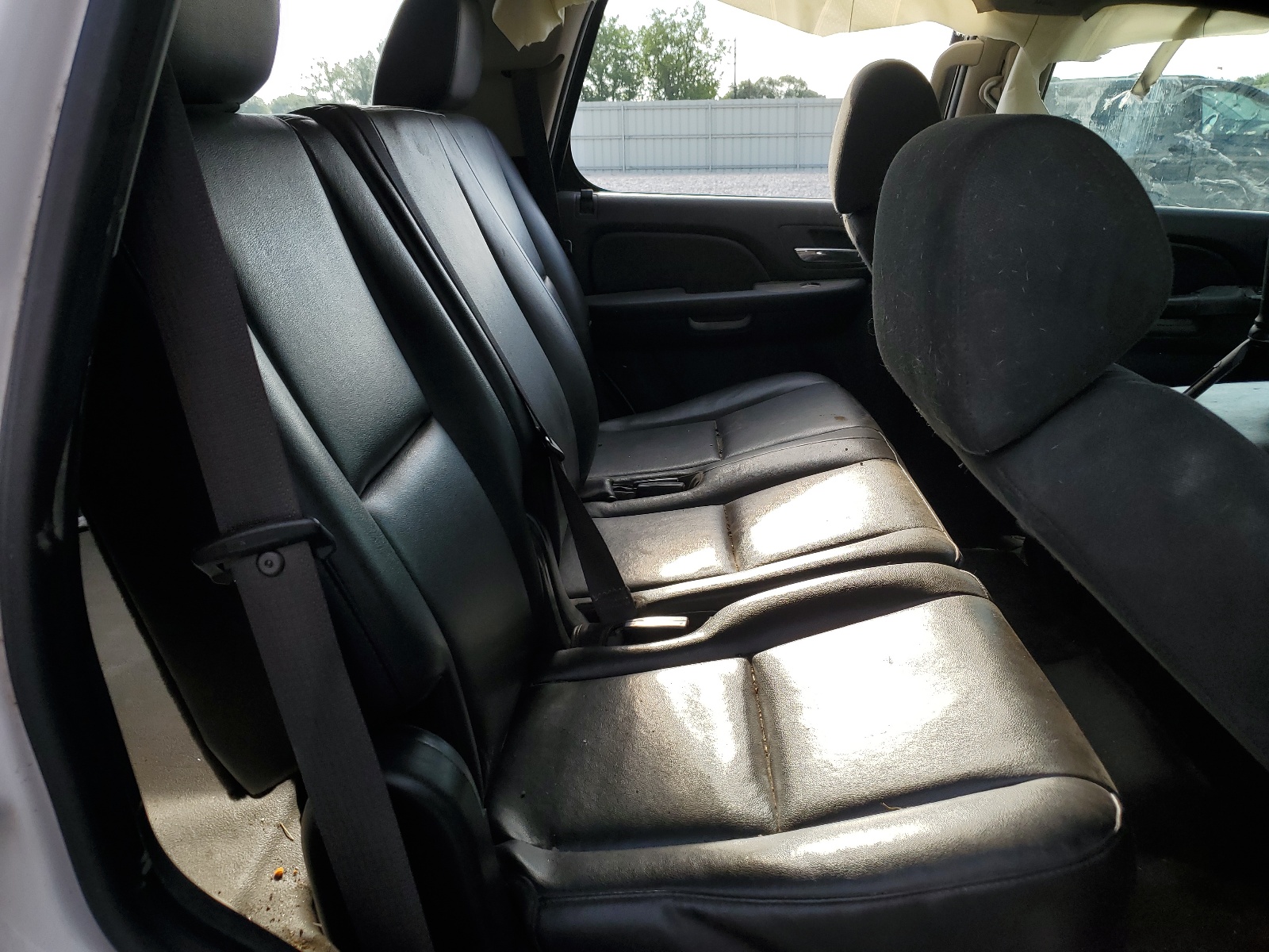 1GNSK4E05CR305133 2012 Chevrolet Tahoe K1500