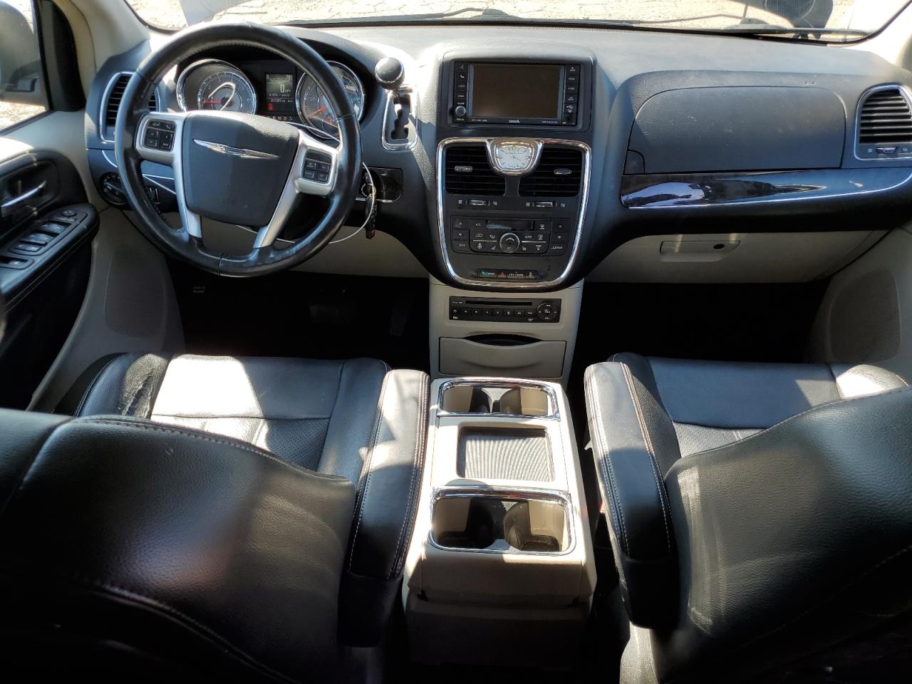 2011 Chrysler Town & Country Touring L VIN: 2A4RR8DG0BR656110 Lot: 63996924