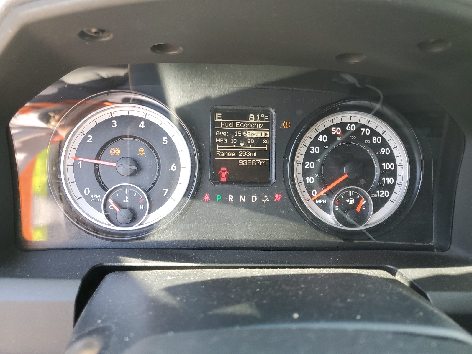 1C6RR7GT0FS640817 2015 Ram 1500 Slt