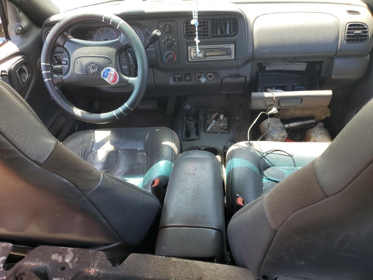 1999 Dodge Durango VIN: 1B4HS28YXXF513845 Lot: 61416464