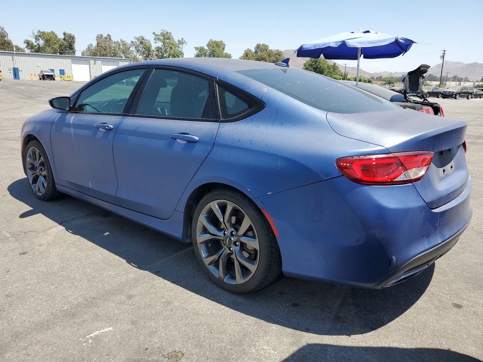 2015 Chrysler 200 S vin: 1C3CCCBG0FN526094