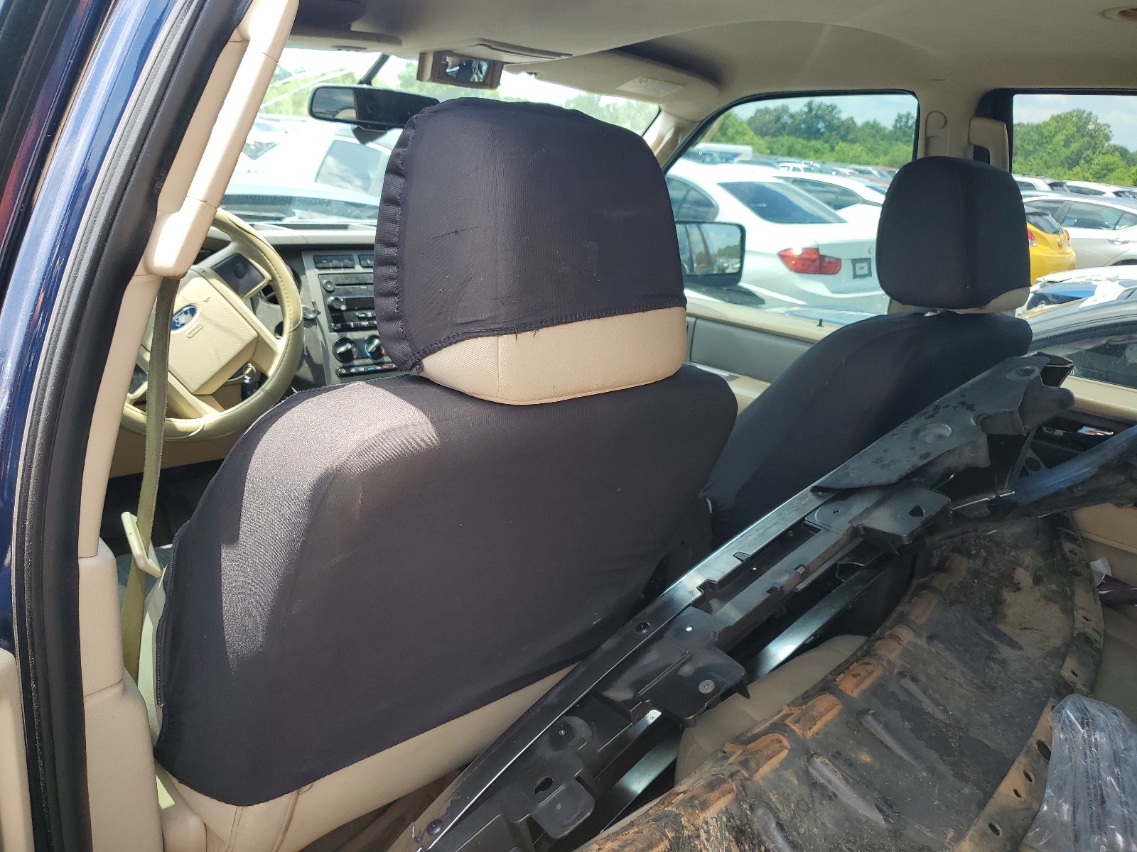 1FMFU15527LA24846 2007 Ford Expedition Xlt