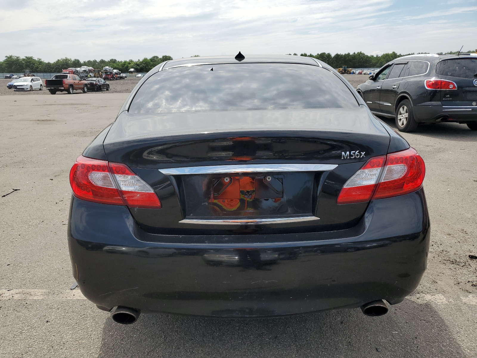 JN1AY1AR4BM570274 2011 Infiniti M56 X