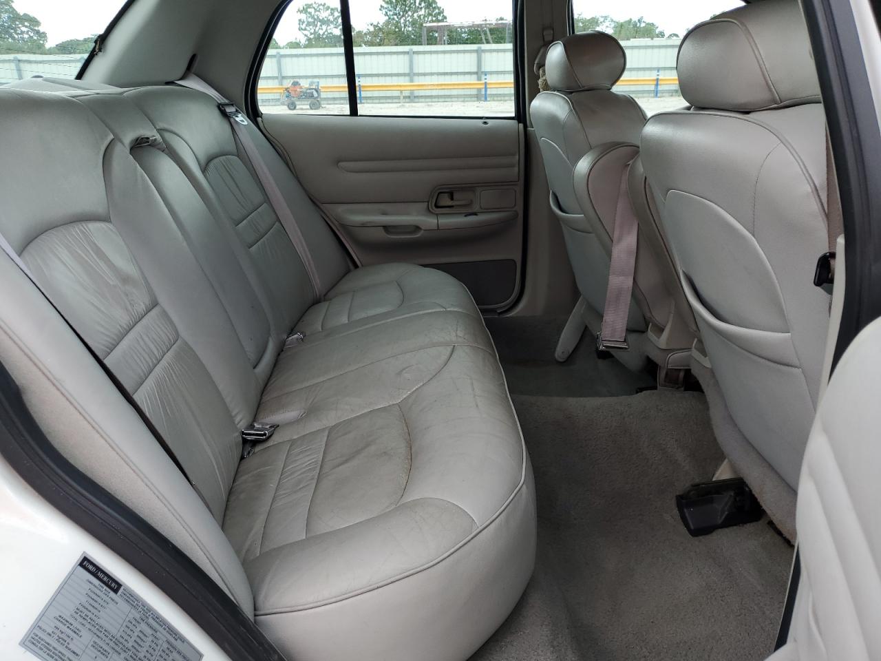 2000 Ford Crown Victoria Lx VIN: 2FAFP74W3YX150457 Lot: 63869194