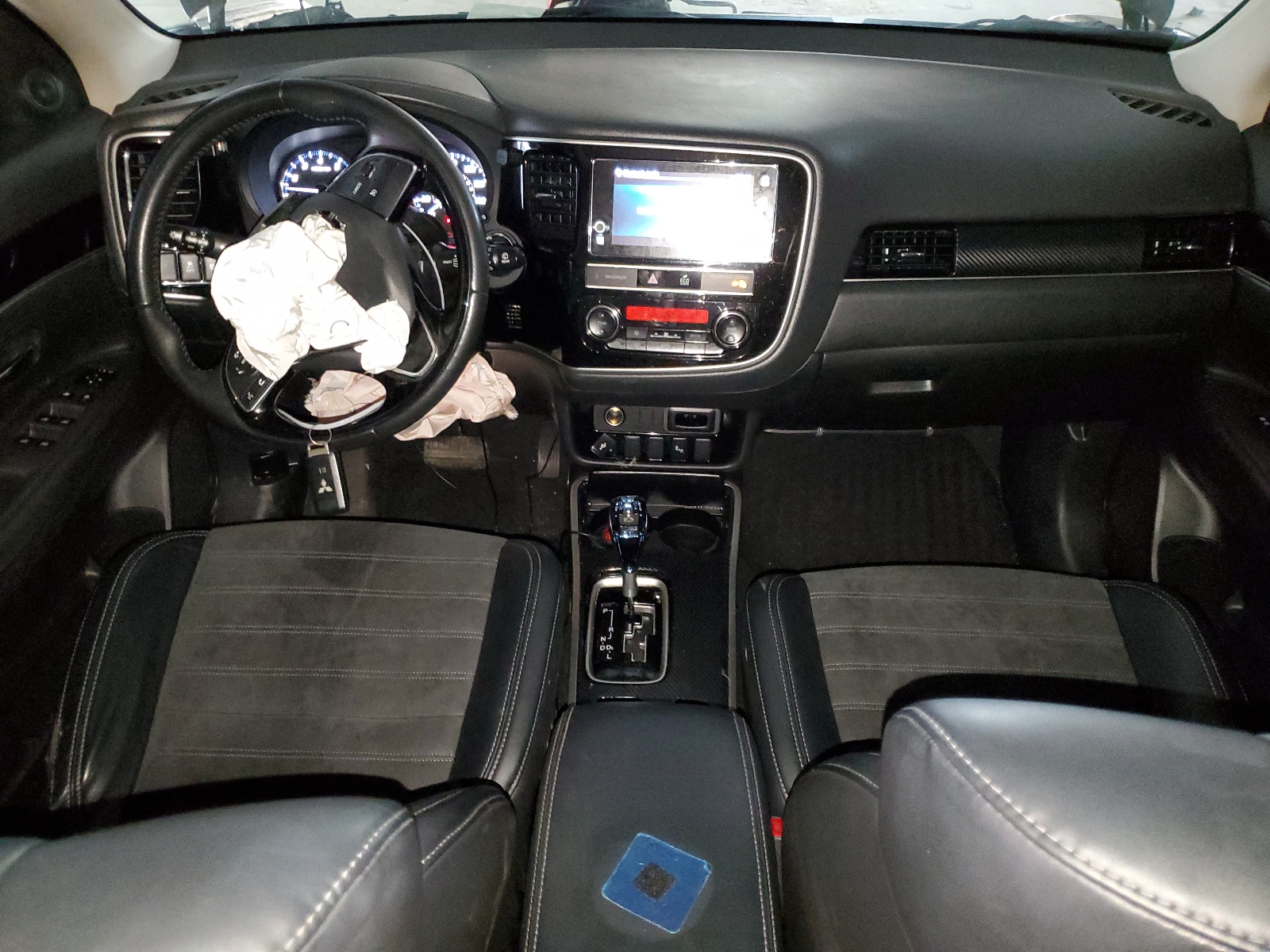 JA4AD3A39KZ008805 2019 Mitsubishi Outlander Se