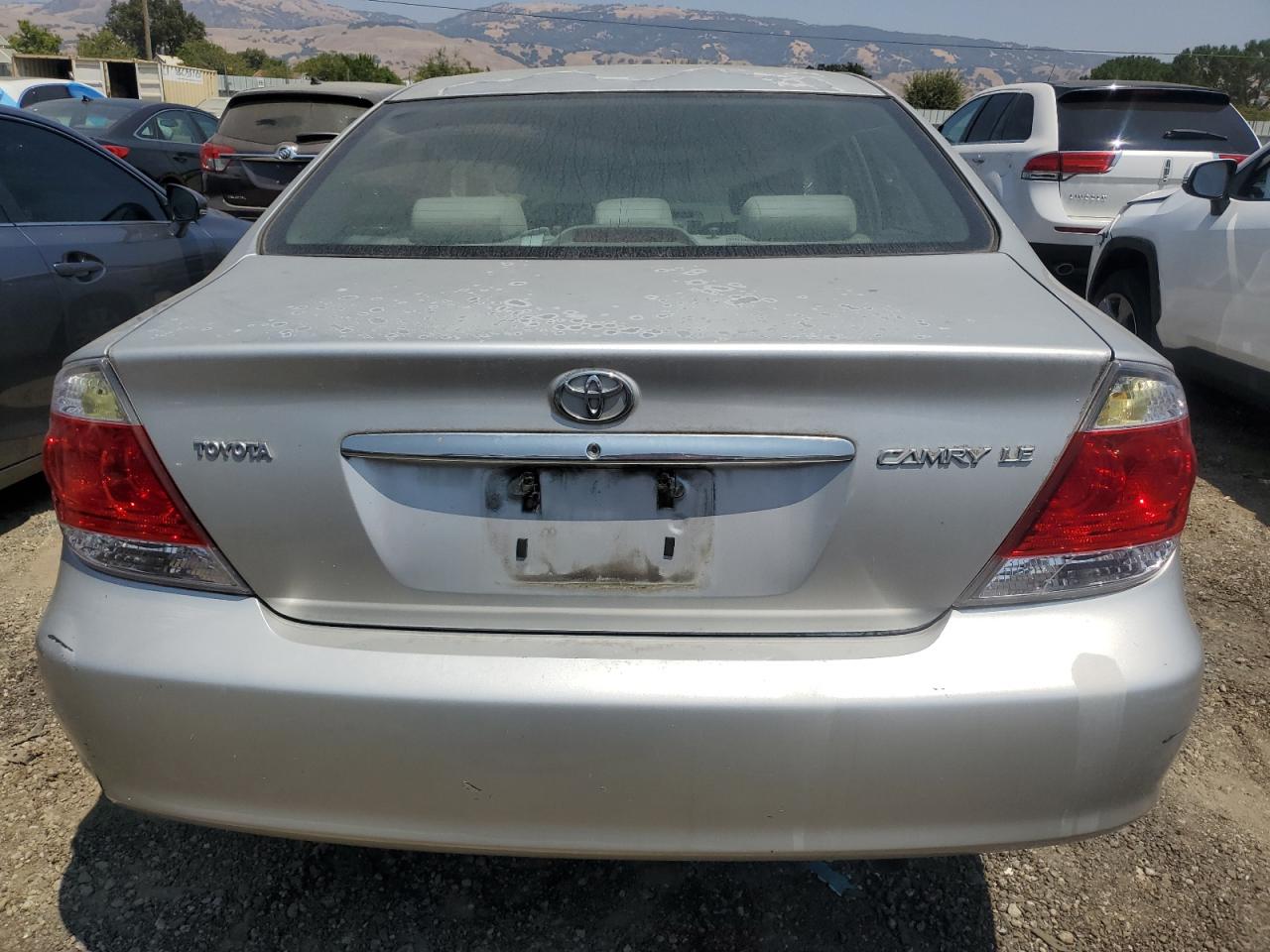 2005 Toyota Camry Le VIN: 4T1BE32K55U571487 Lot: 65256044