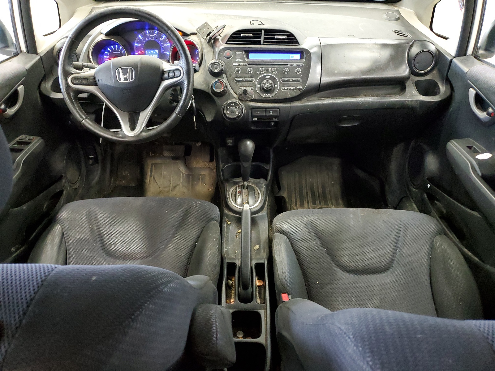 2013 Honda Fit Sport vin: JHMGE8H58DC077703