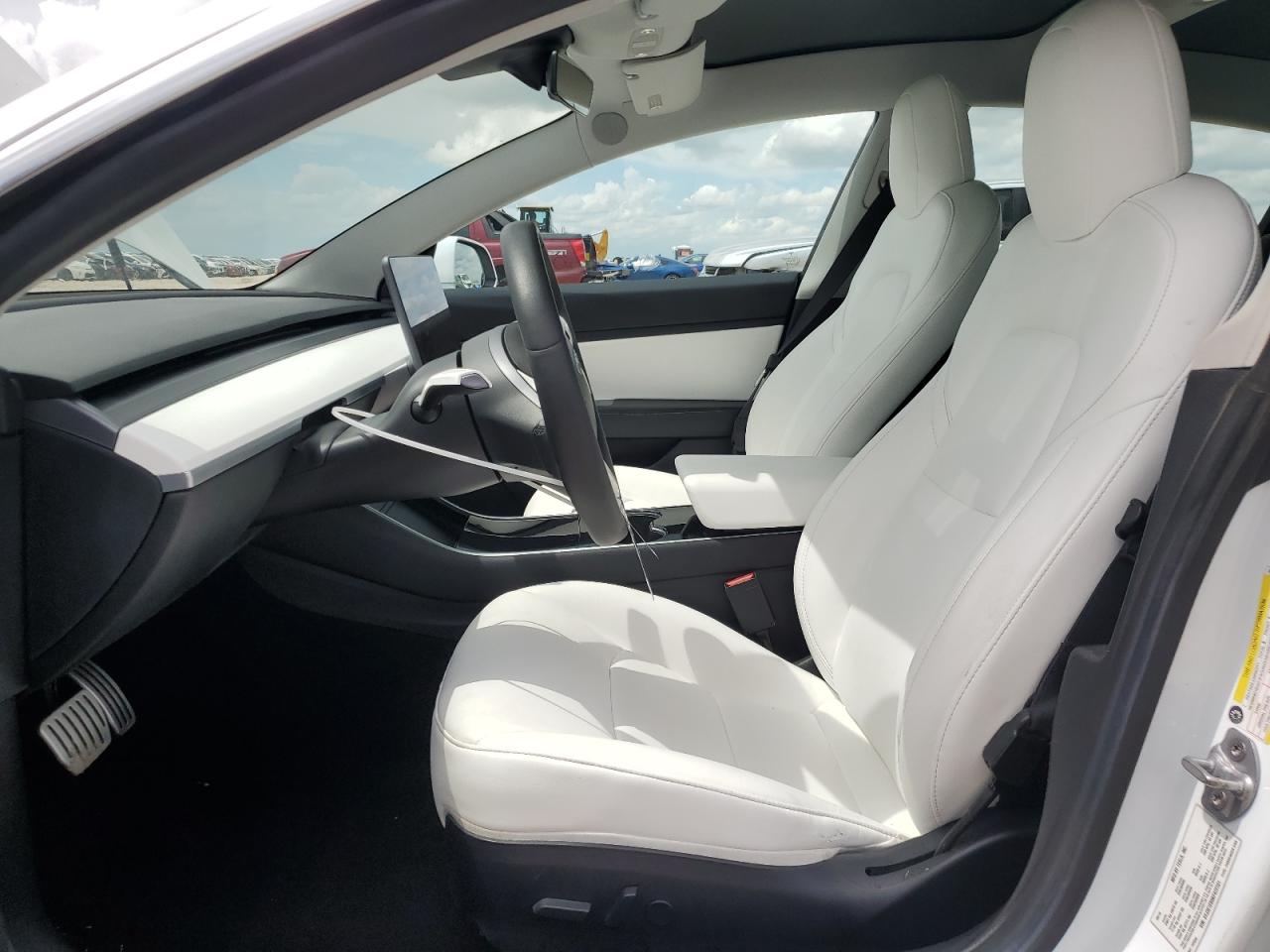 5YJ3E1EB5KF472701 2019 Tesla Model 3