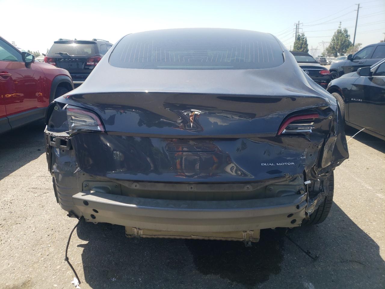 2018 Tesla Model 3 VIN: 5YJ3E1EB9JF090962 Lot: 64170594