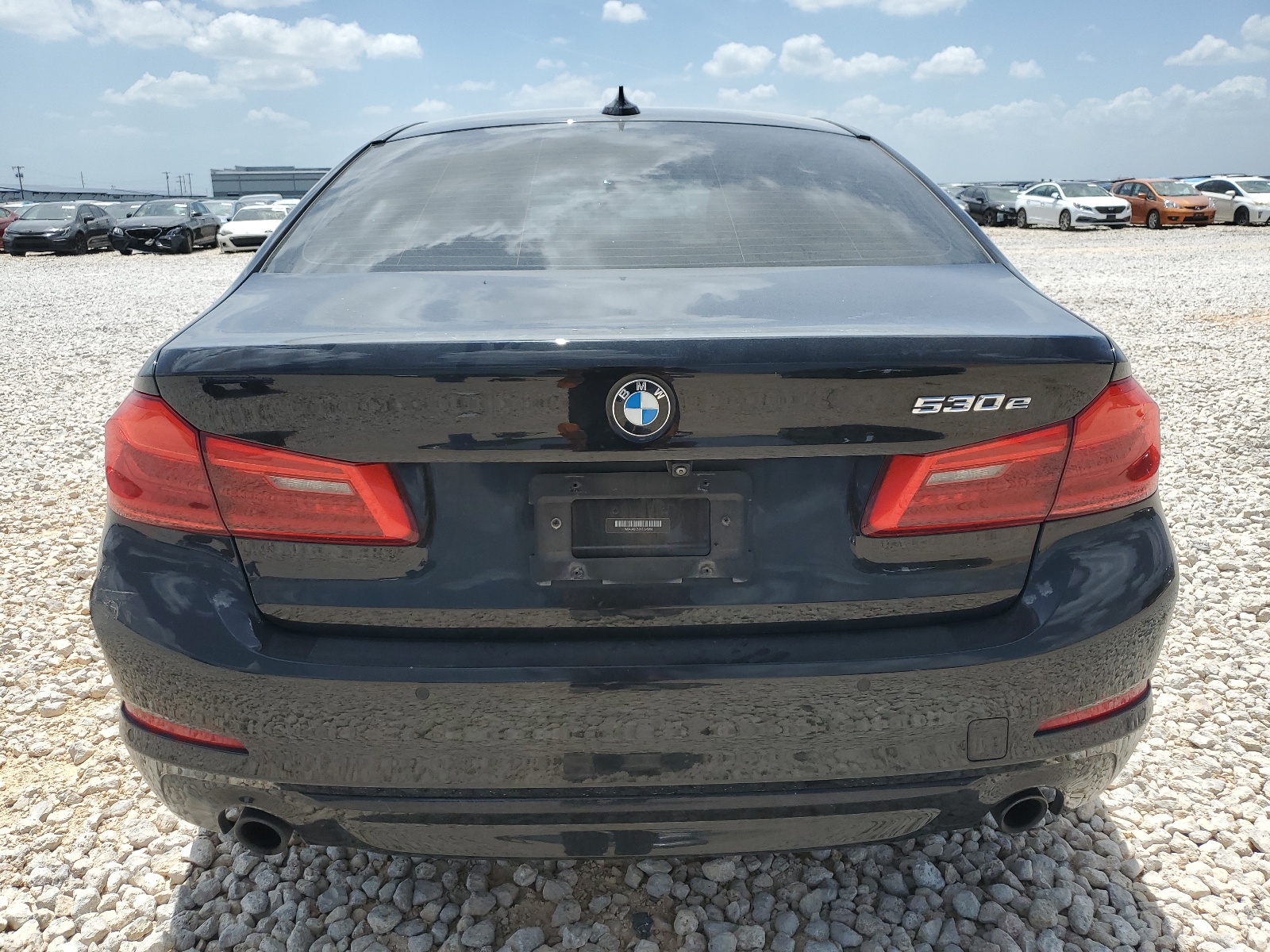 WBAJA9C53KB398998 2019 BMW 530E