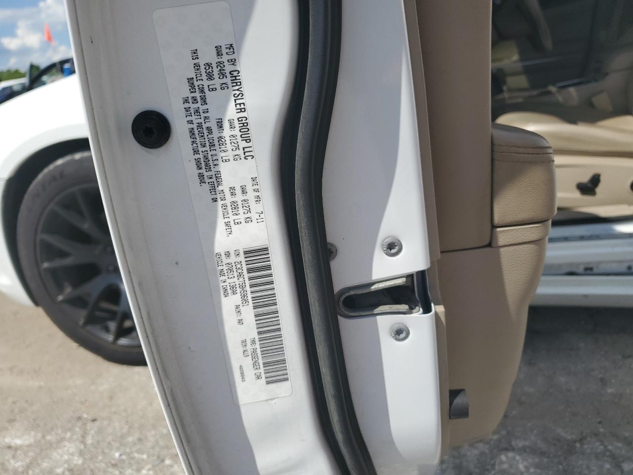 2011 Chrysler 300C VIN: 2C3CA6CT5BH596051 Lot: 63916454