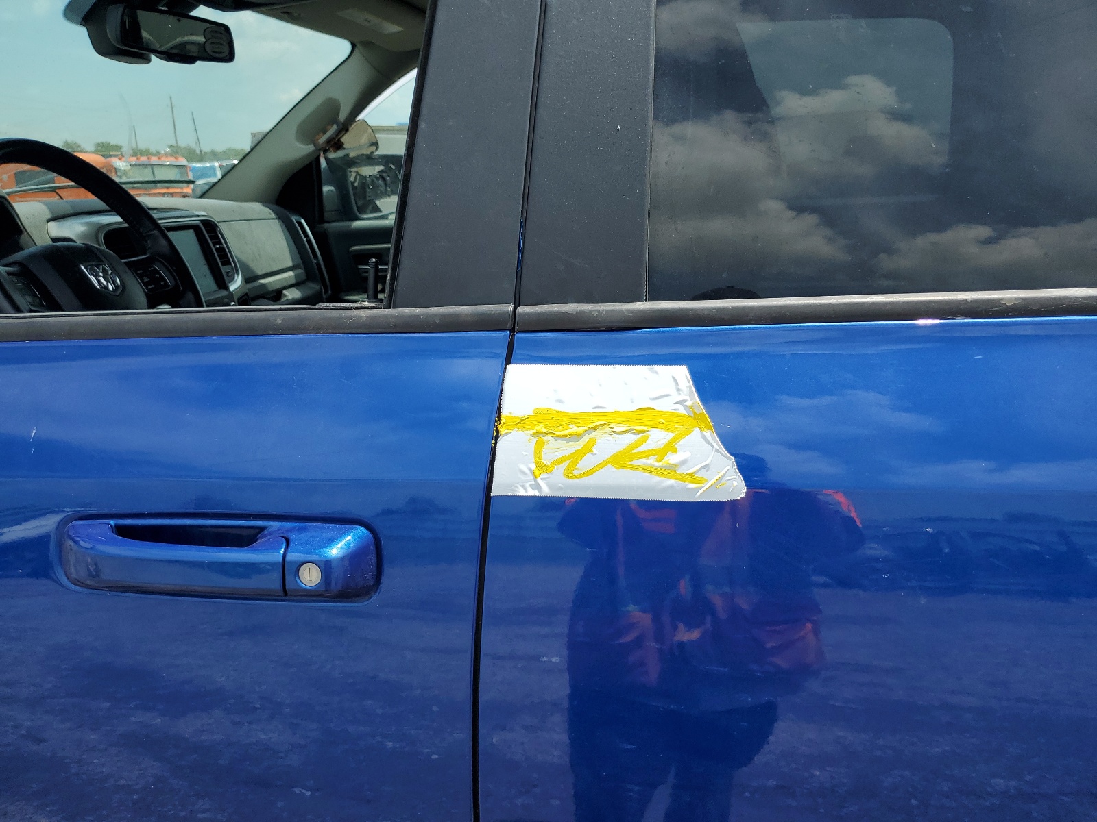 1C6RR7LT7KS626008 2019 Ram 1500 Classic Slt