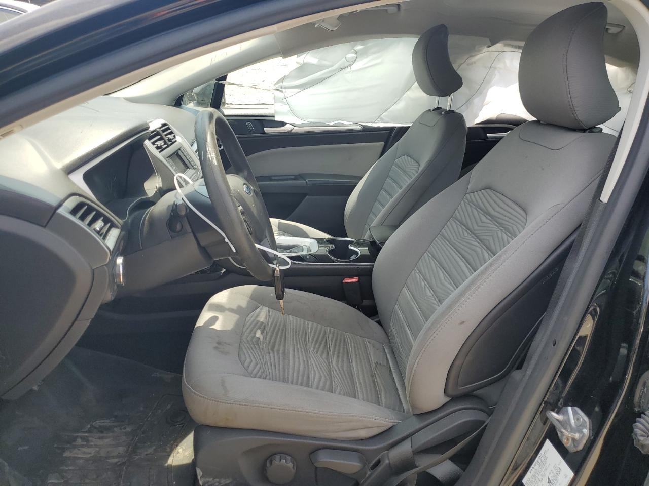 2016 Ford Fusion S VIN: 3FA6P0G70GR323229 Lot: 62231274