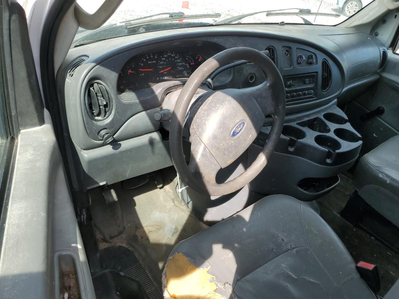 2008 Ford Econoline E250 Van VIN: 1FTNE24W08DA38592 Lot: 61130394