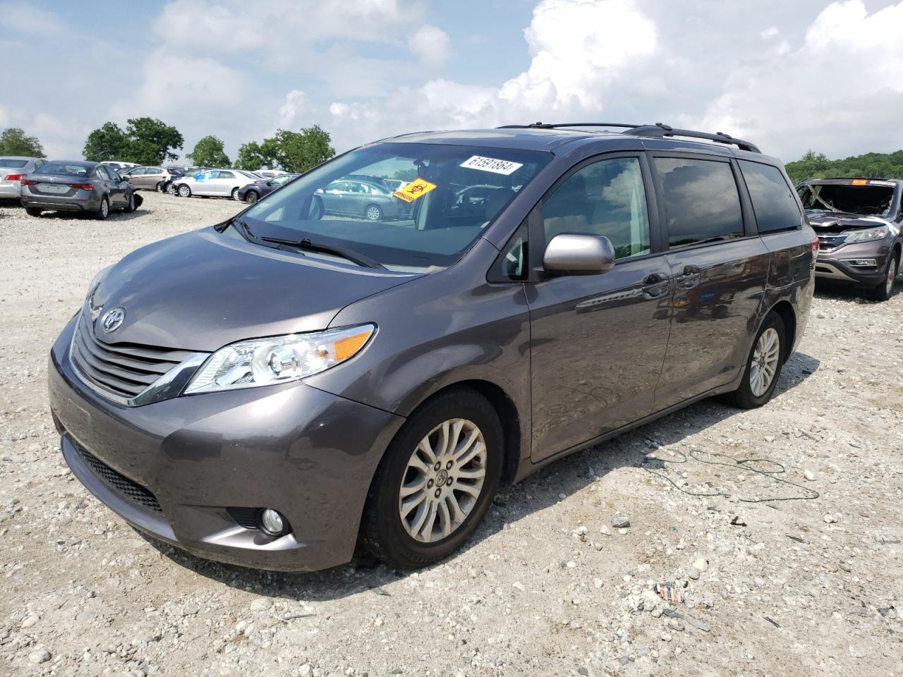 VIN 5TDYK3DC3DS307703 2013 TOYOTA All Models no.1