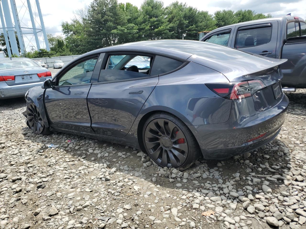 5YJ3E1EC4PF461270 2023 TESLA MODEL 3 - Image 2