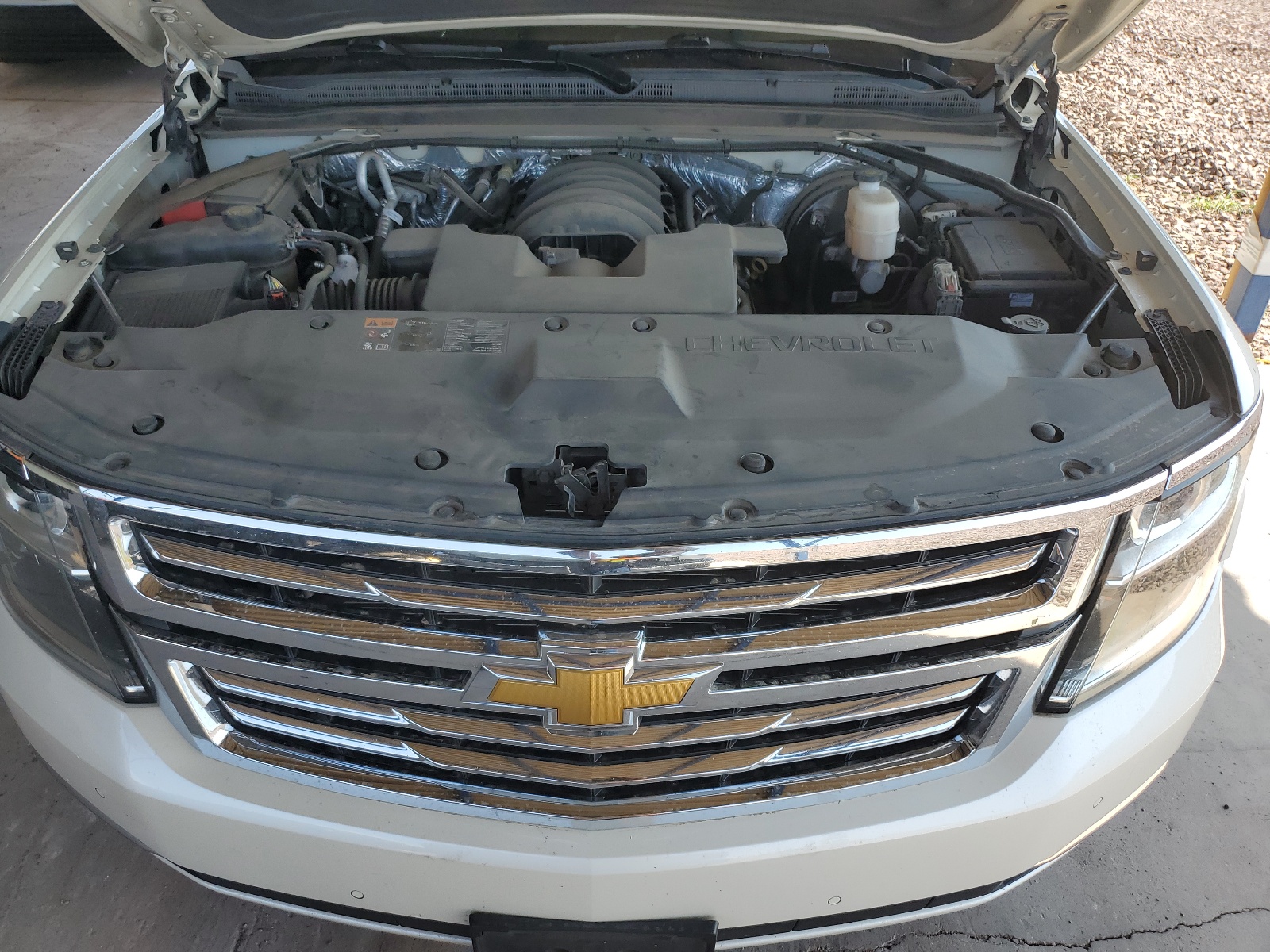 1GNSKKKC3FR653830 2015 Chevrolet Suburban K1500 Ltz