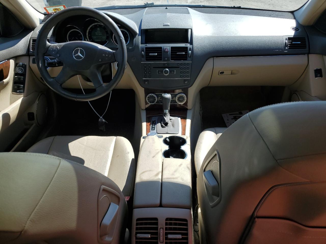 2010 Mercedes-Benz C 300 4Matic VIN: WDDGF8BB9AF497810 Lot: 61443964