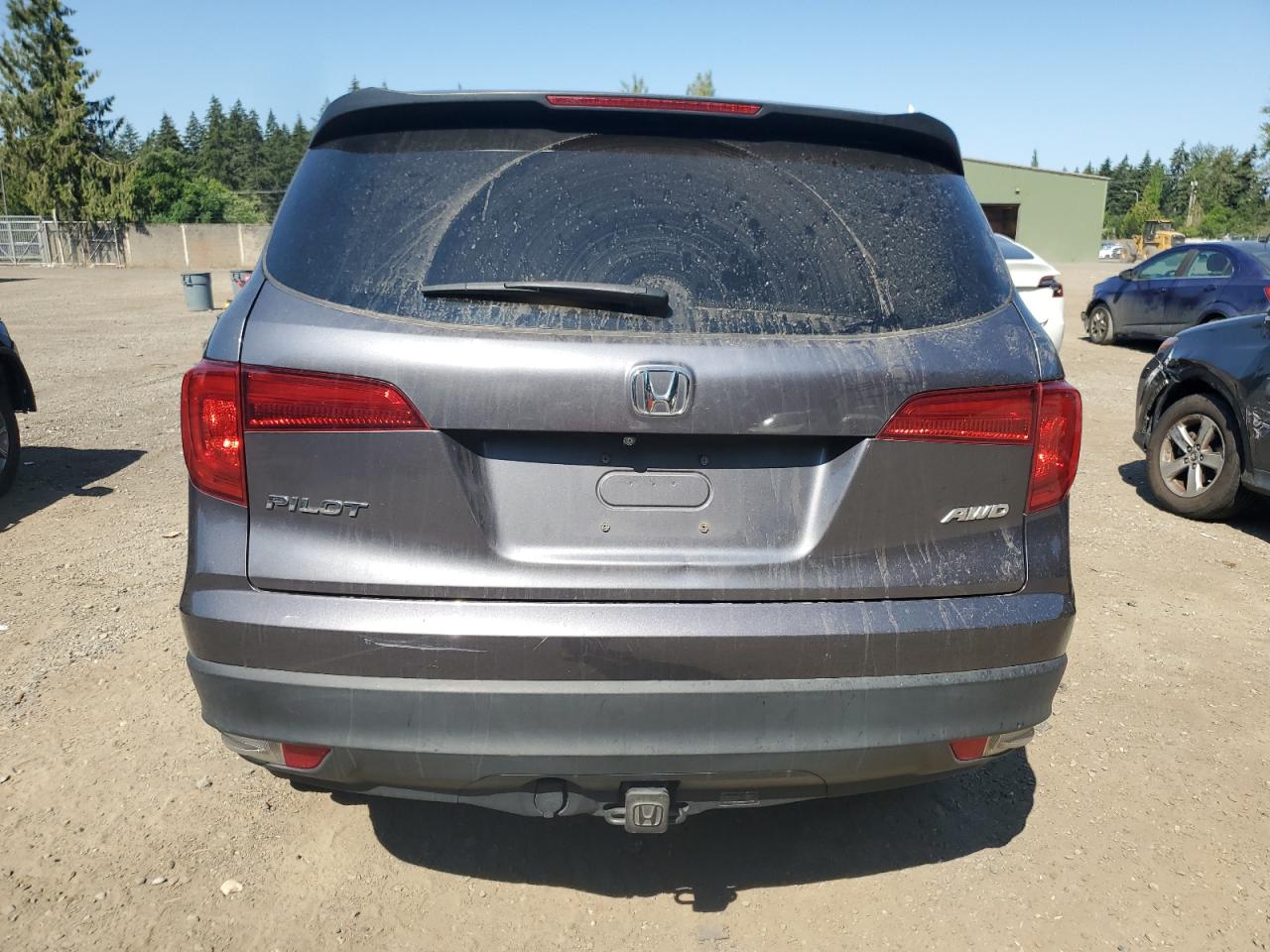 2018 Honda Pilot Lx VIN: 5FNYF6H17JB057865 Lot: 63687304