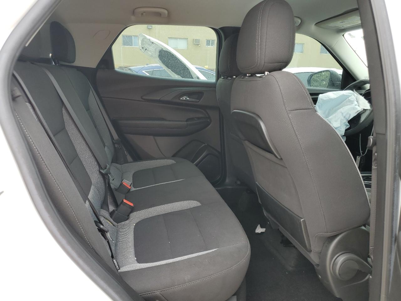 2021 Chevrolet TrailBlazer - Image 10