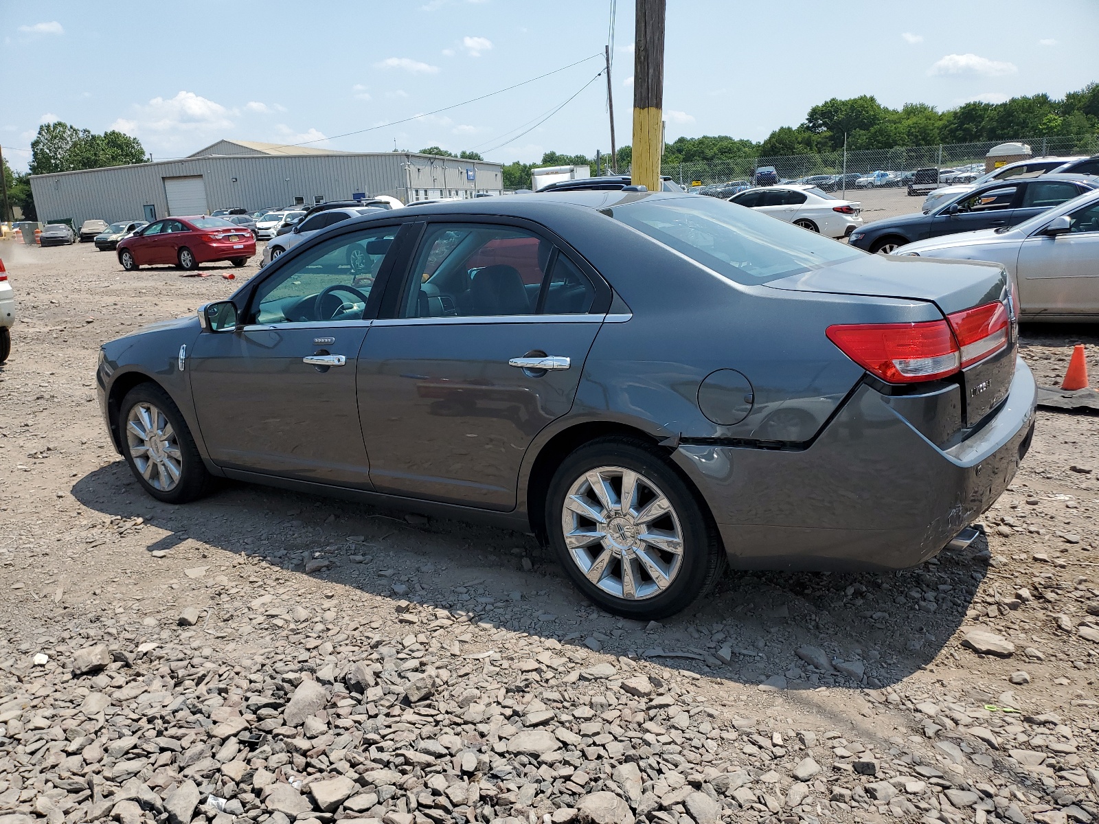 3LNHL2GC5BR752300 2011 Lincoln Mkz