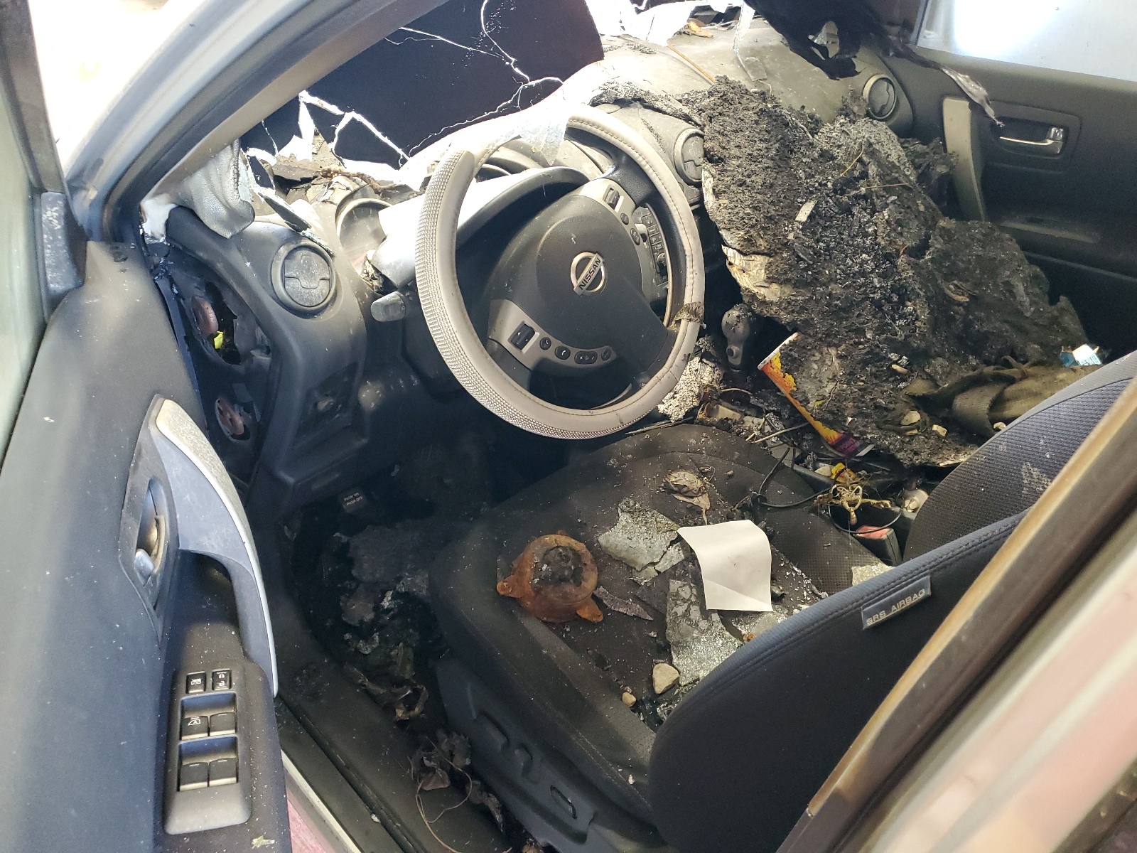 JN8AS5MV2BW685012 2011 Nissan Rogue S