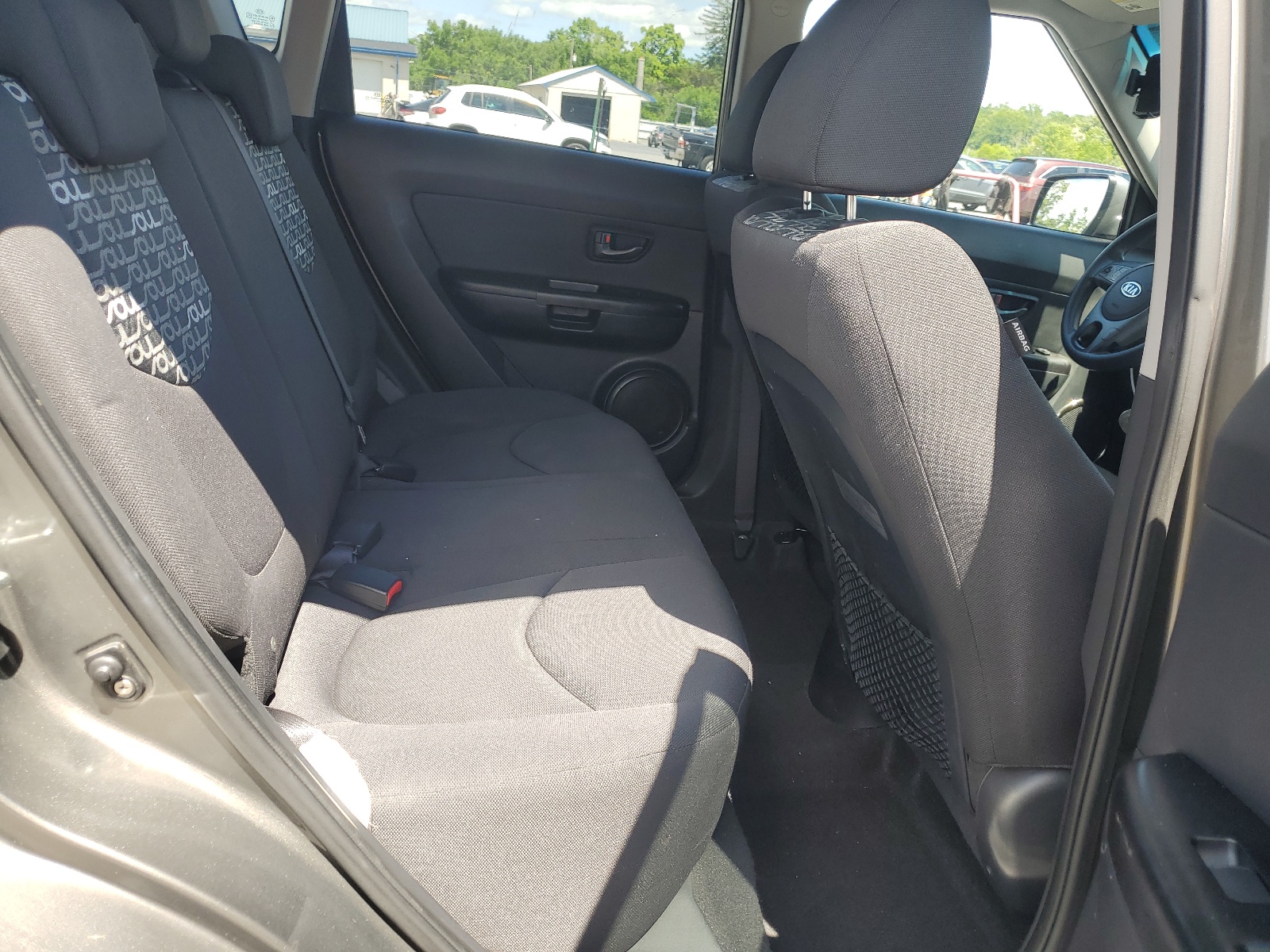 KNDJT2A24A7113935 2010 Kia Soul +