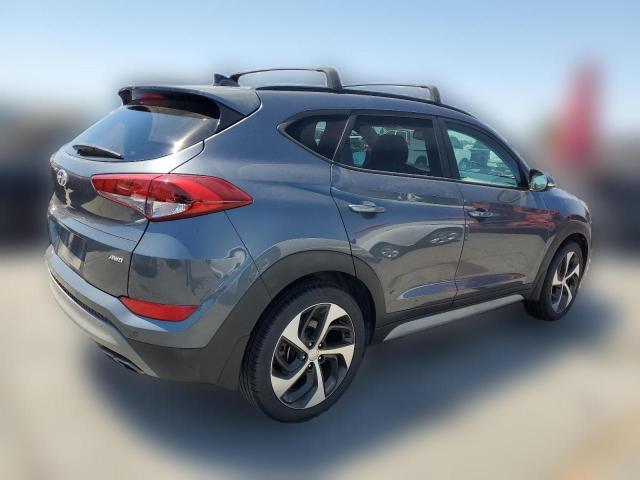  HYUNDAI TUCSON 2018 Вугільний