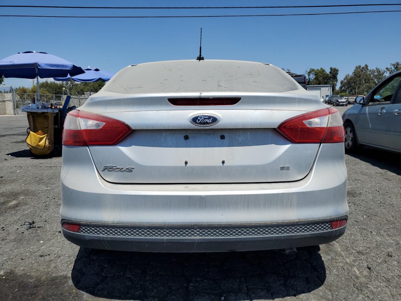 VIN 1FADP3F24EL433033 2014 FORD FOCUS no.6